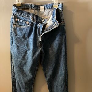Men’s Levi’s 33-34 straight cut